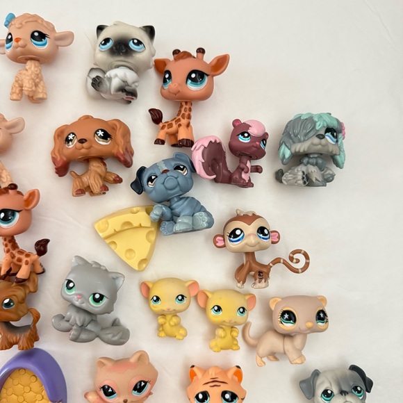 Littlest Pet Shop Bundle - Picture 3 of 14